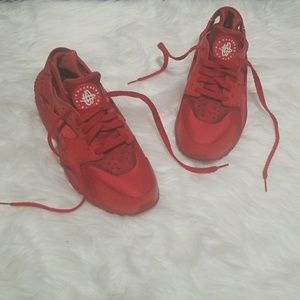 NIKE AIR HUARACHES (NIKEID)